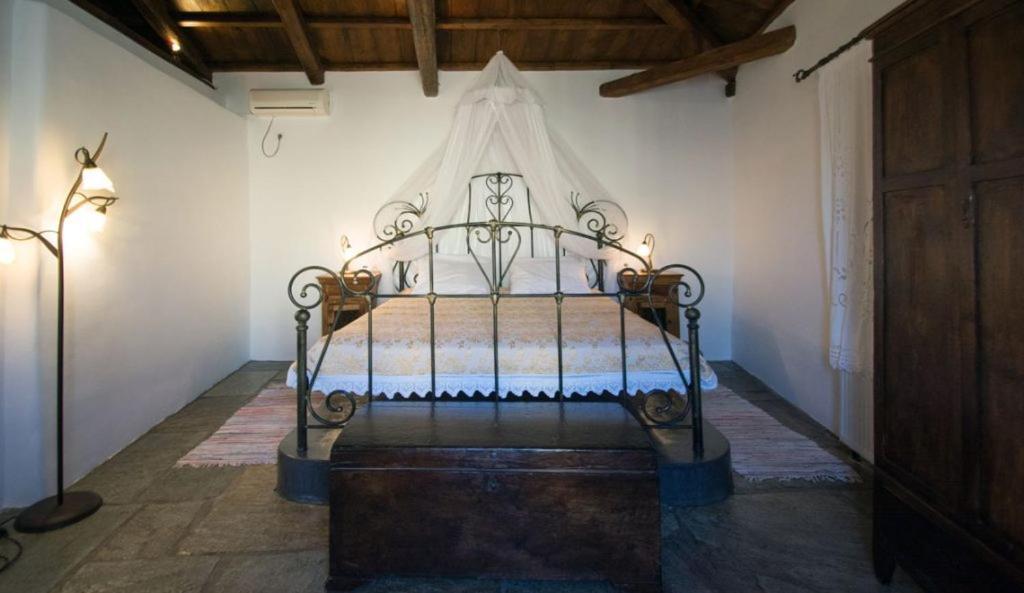 Abramis Rooms Mitata Екстер'єр фото