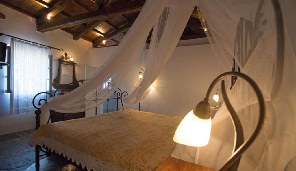 Abramis Rooms Mitata Екстер'єр фото