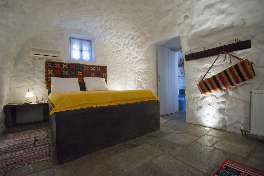 Abramis Rooms Mitata Екстер'єр фото