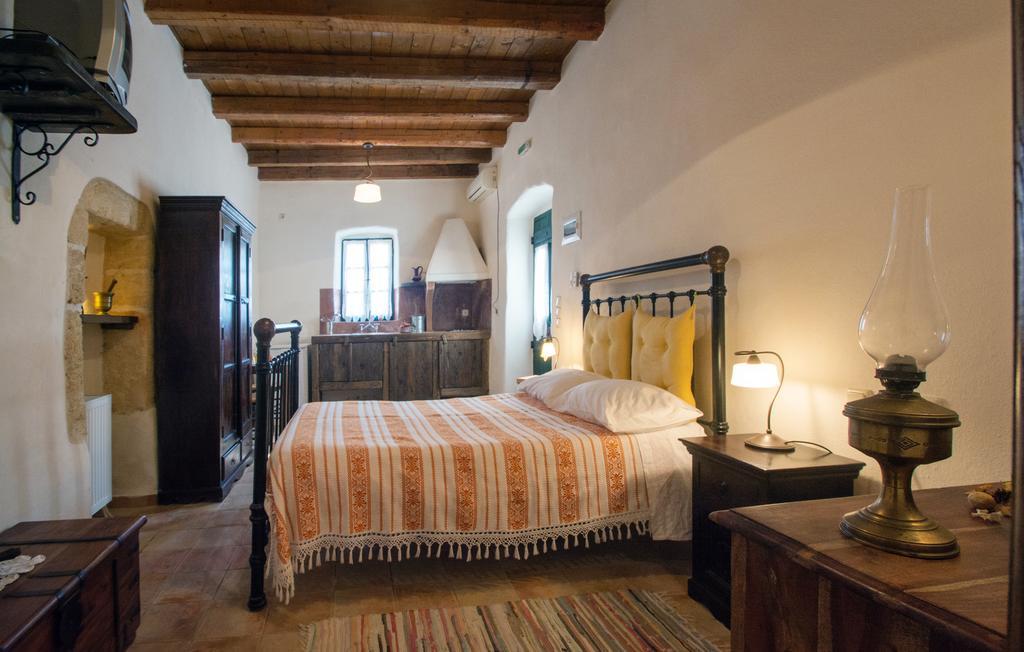 Abramis Rooms Mitata Екстер'єр фото
