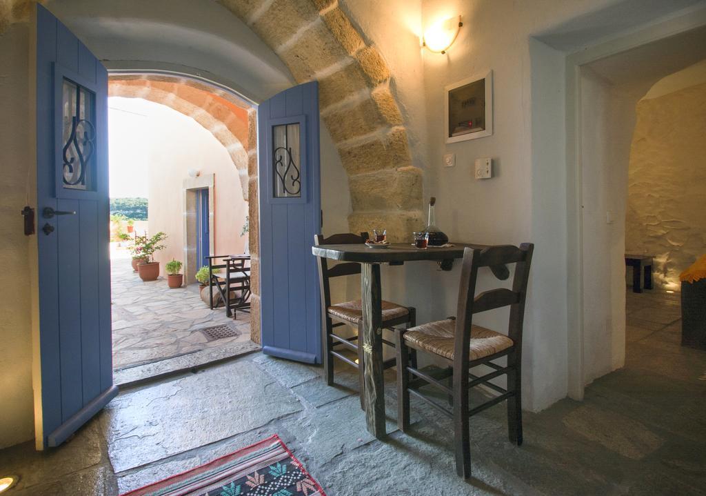 Abramis Rooms Mitata Екстер'єр фото