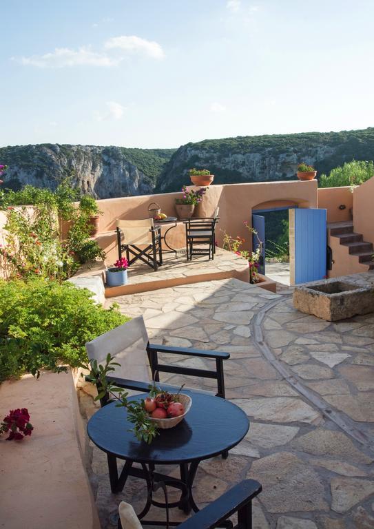 Abramis Rooms Mitata Екстер'єр фото