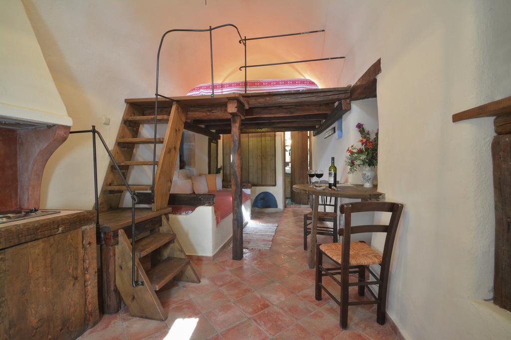 Abramis Rooms Mitata Екстер'єр фото